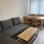 Apartamento 4 *