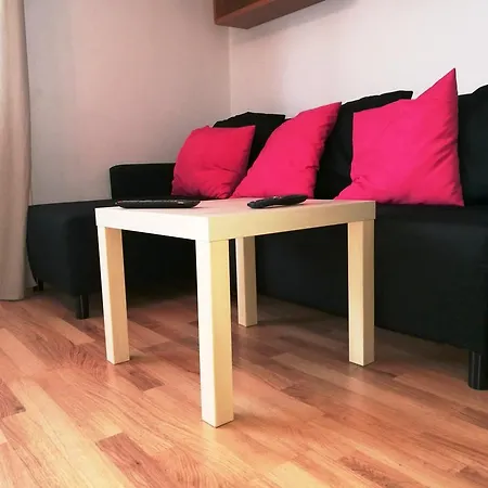 Apartment 4 *