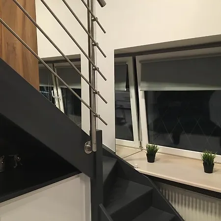 4 Apartment *