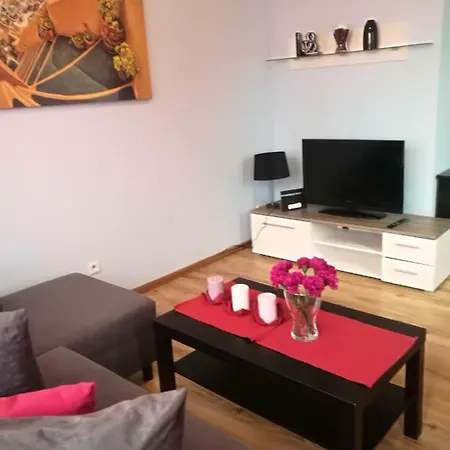4 Apartment *